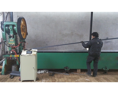 内蒙古数控角钢法兰生产线展示